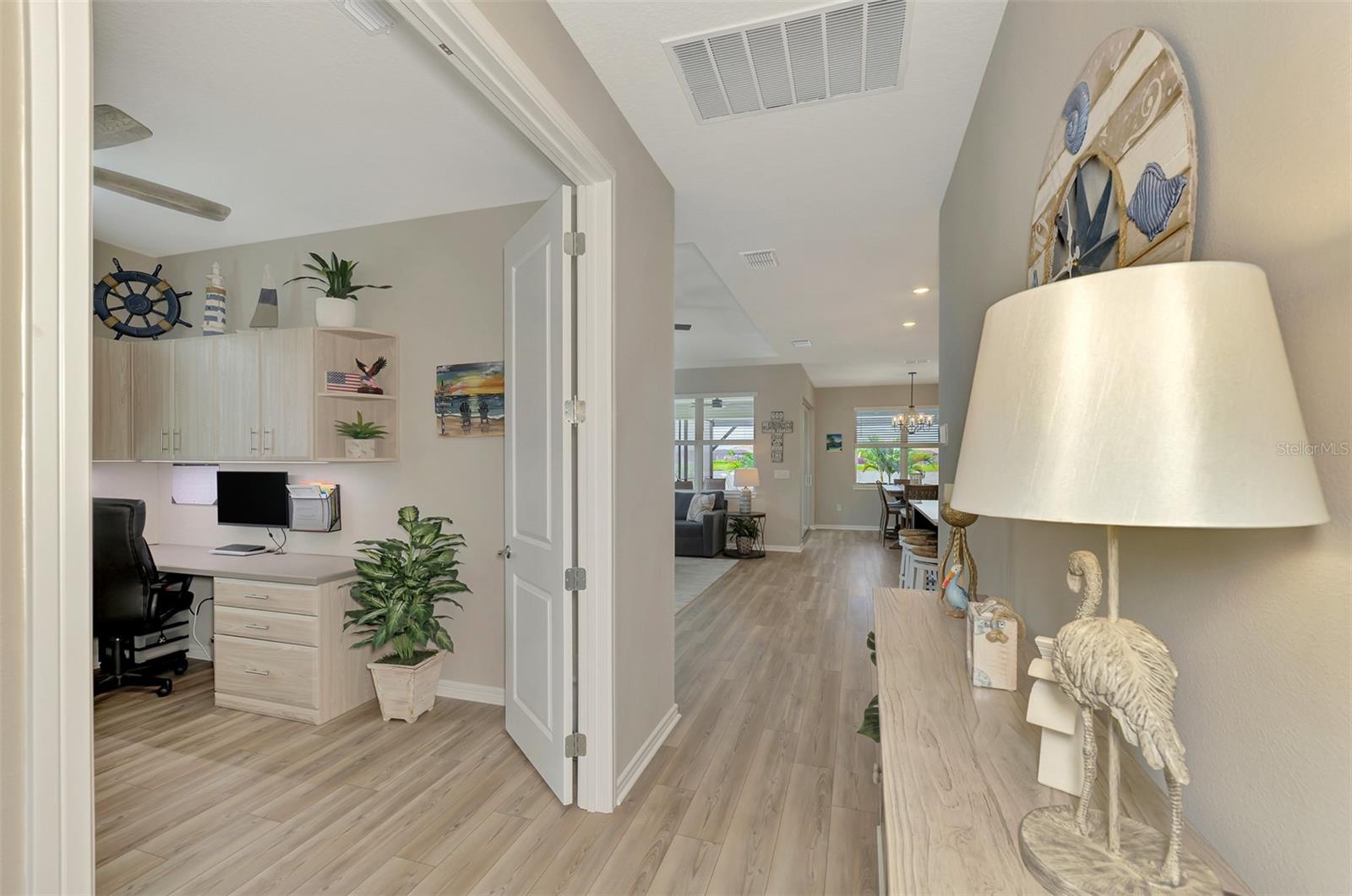 Image 13 of 94 For 9216 Barrier Coast Trail