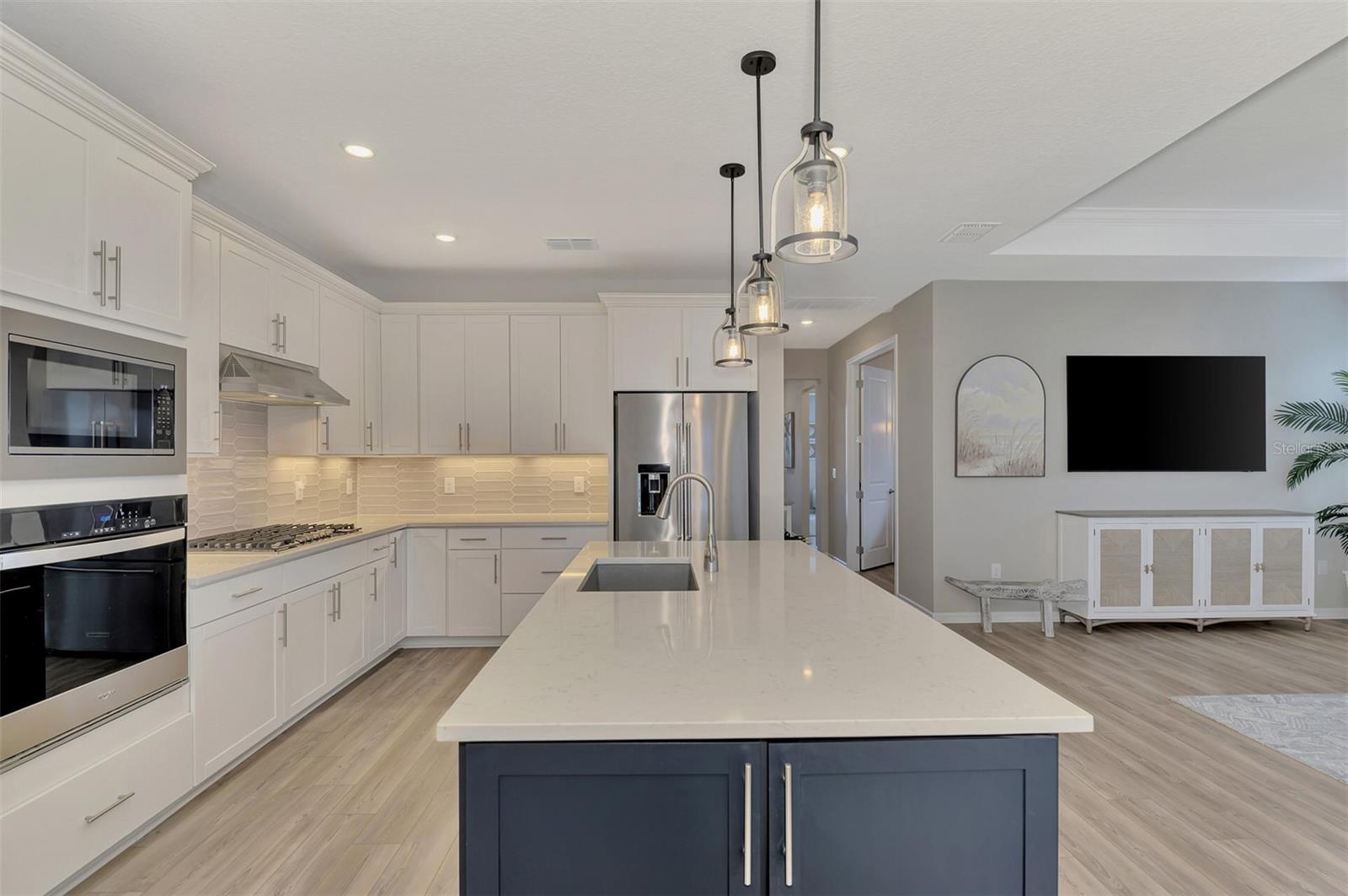 Image 24 of 94 For 9216 Barrier Coast Trail