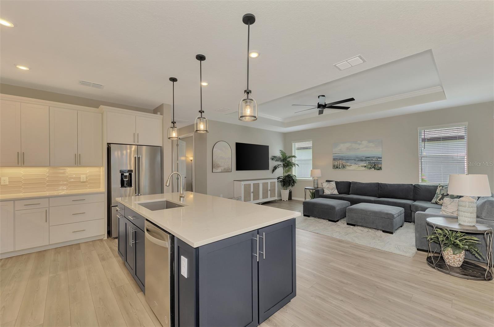 Image 25 of 94 For 9216 Barrier Coast Trail