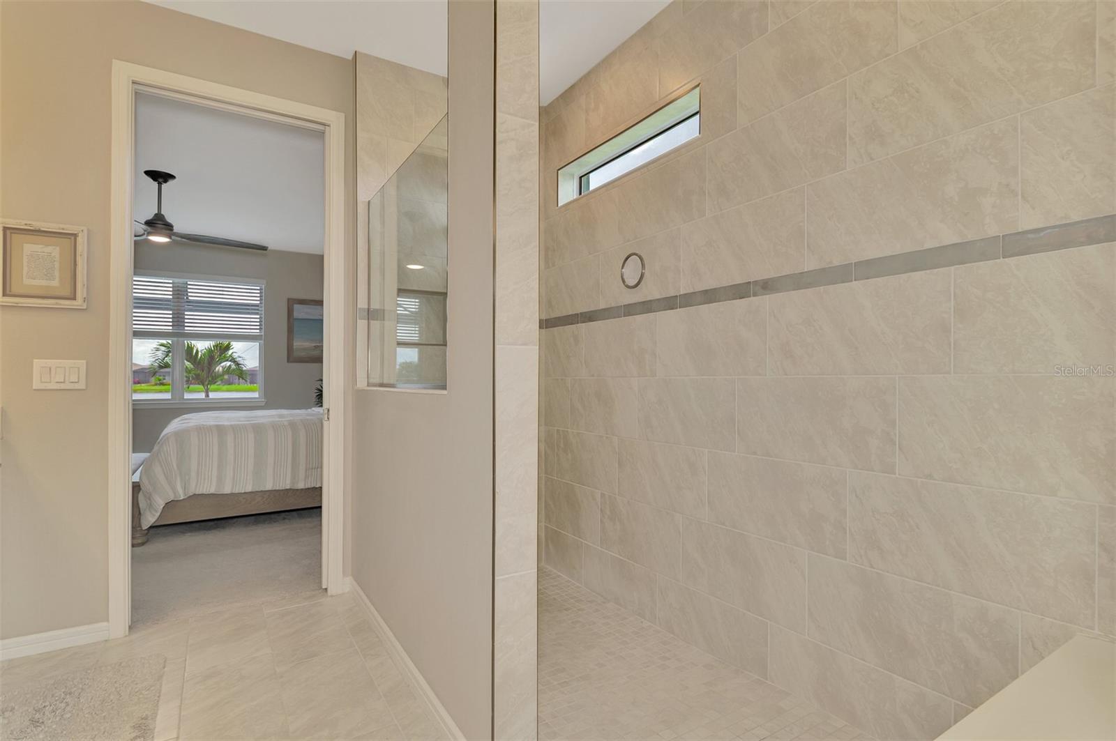 Image 34 of 94 For 9216 Barrier Coast Trail