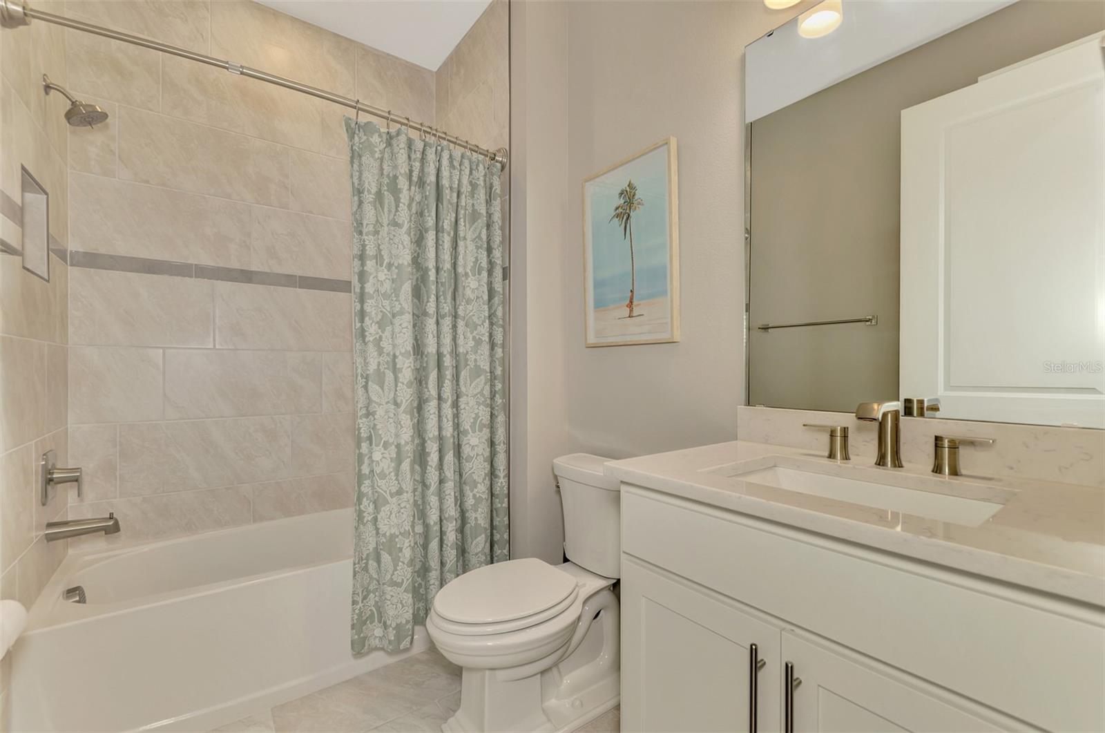 Image 41 of 94 For 9216 Barrier Coast Trail