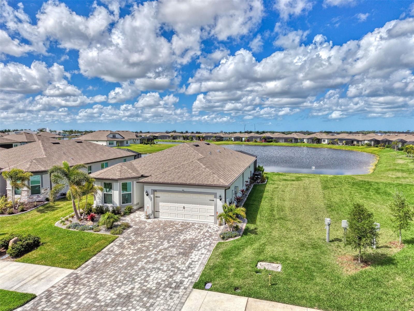 Image 6 of 94 For 9216 Barrier Coast Trail