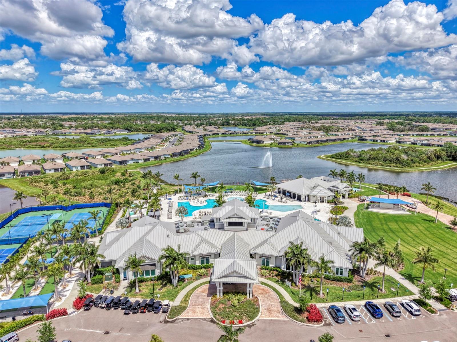 Image 62 of 94 For 9216 Barrier Coast Trail