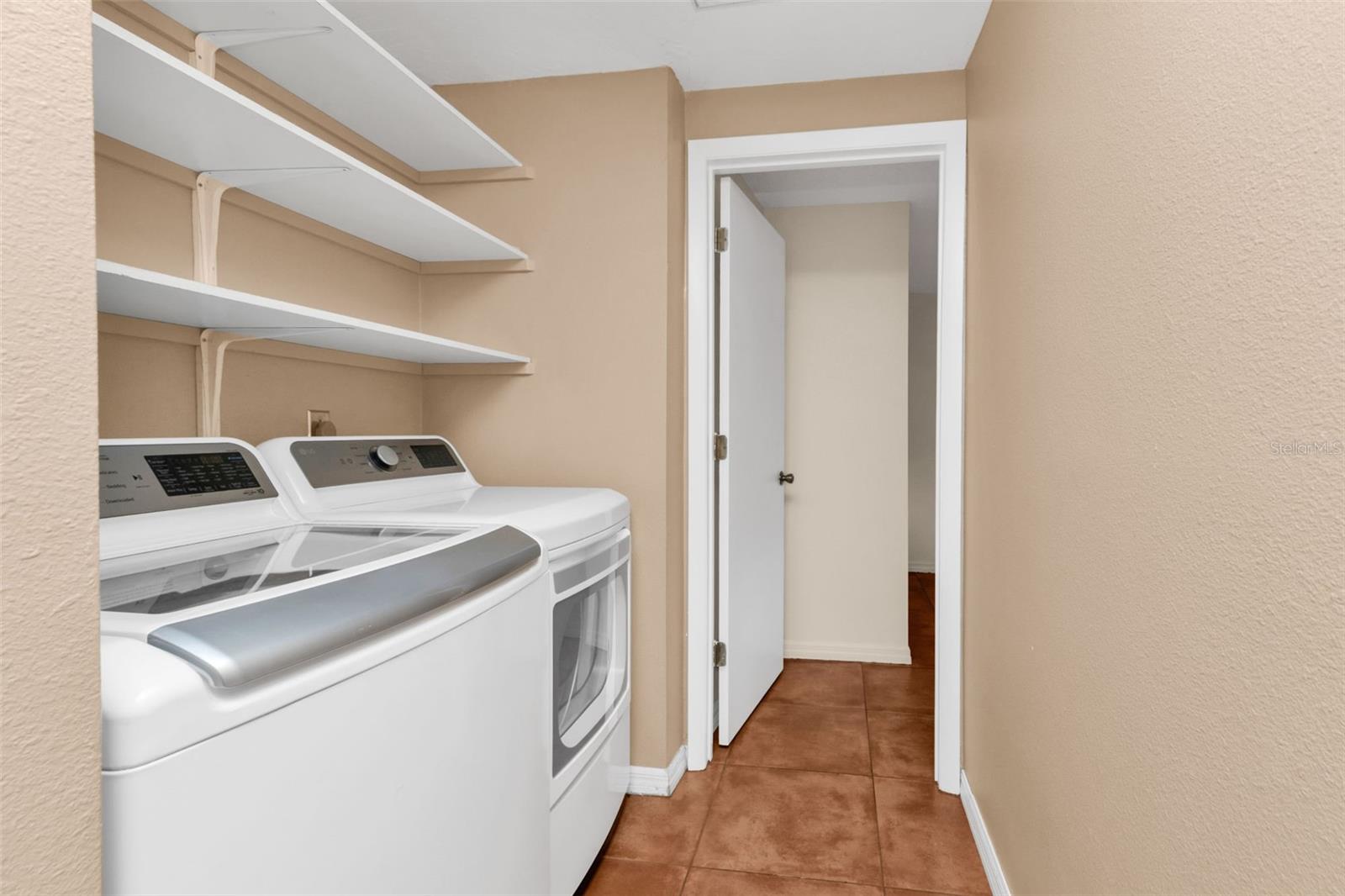 Image 11 of 25 For 1238 Waterside Lane