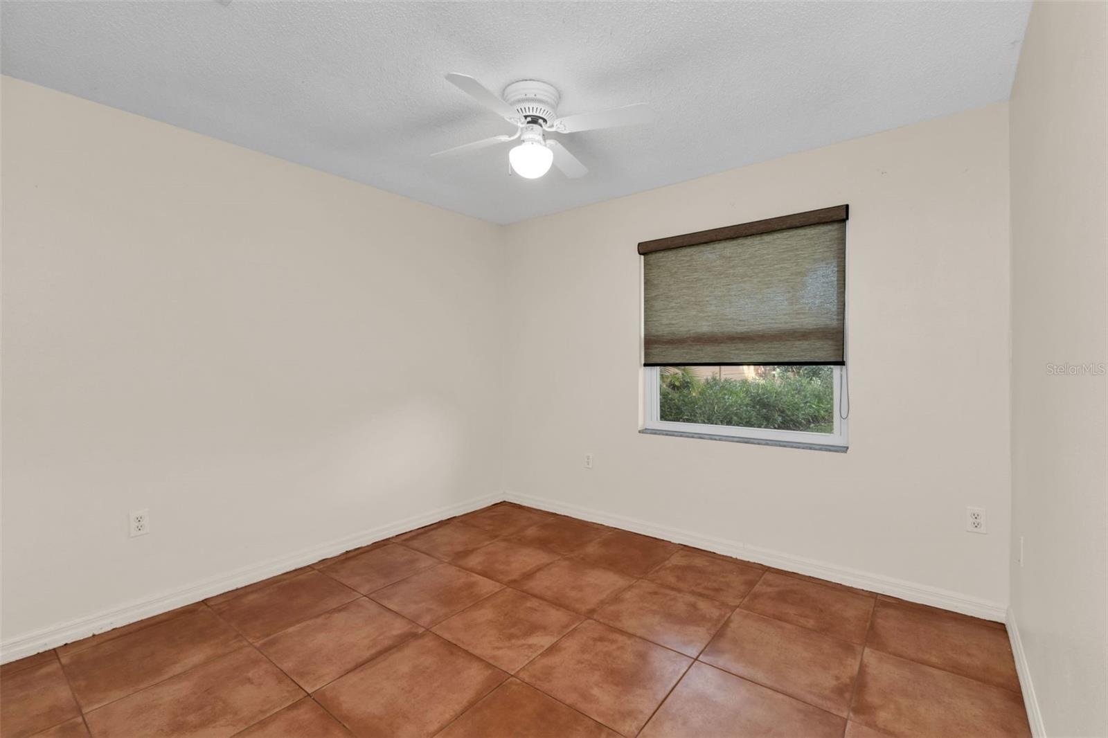 Image 12 of 25 For 1238 Waterside Lane