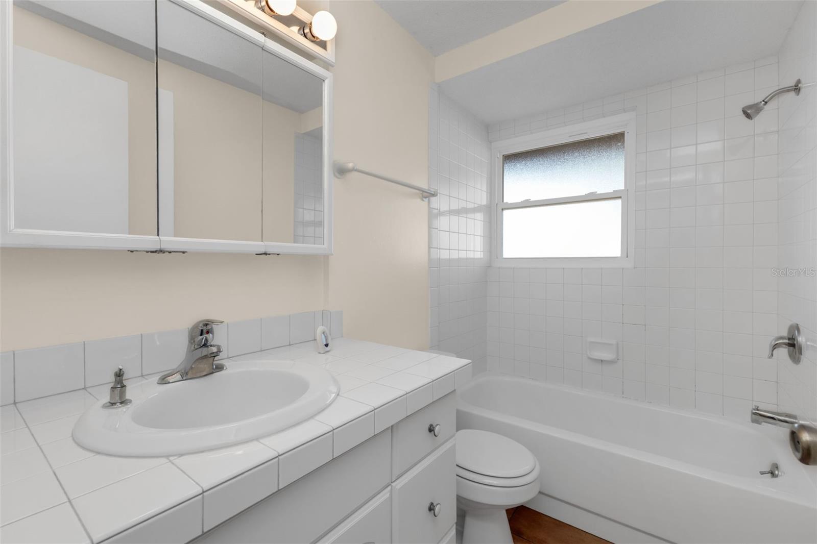 Image 14 of 25 For 1238 Waterside Lane