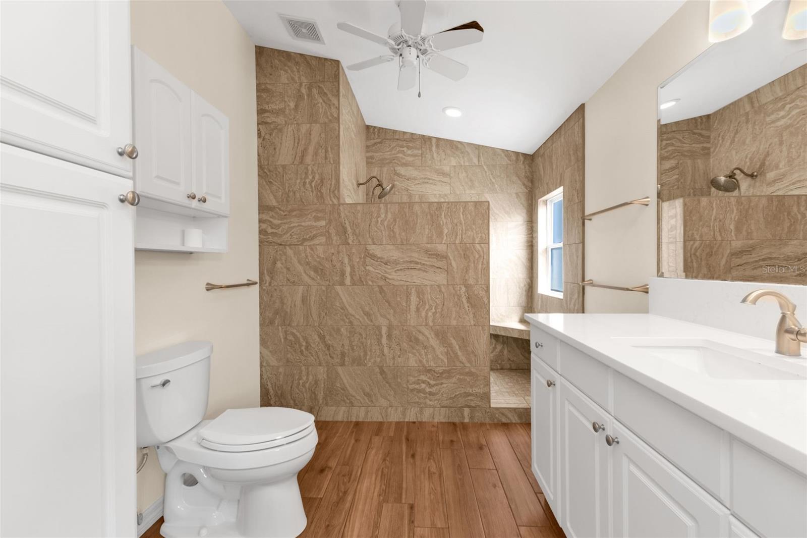 Image 8 of 25 For 1238 Waterside Lane