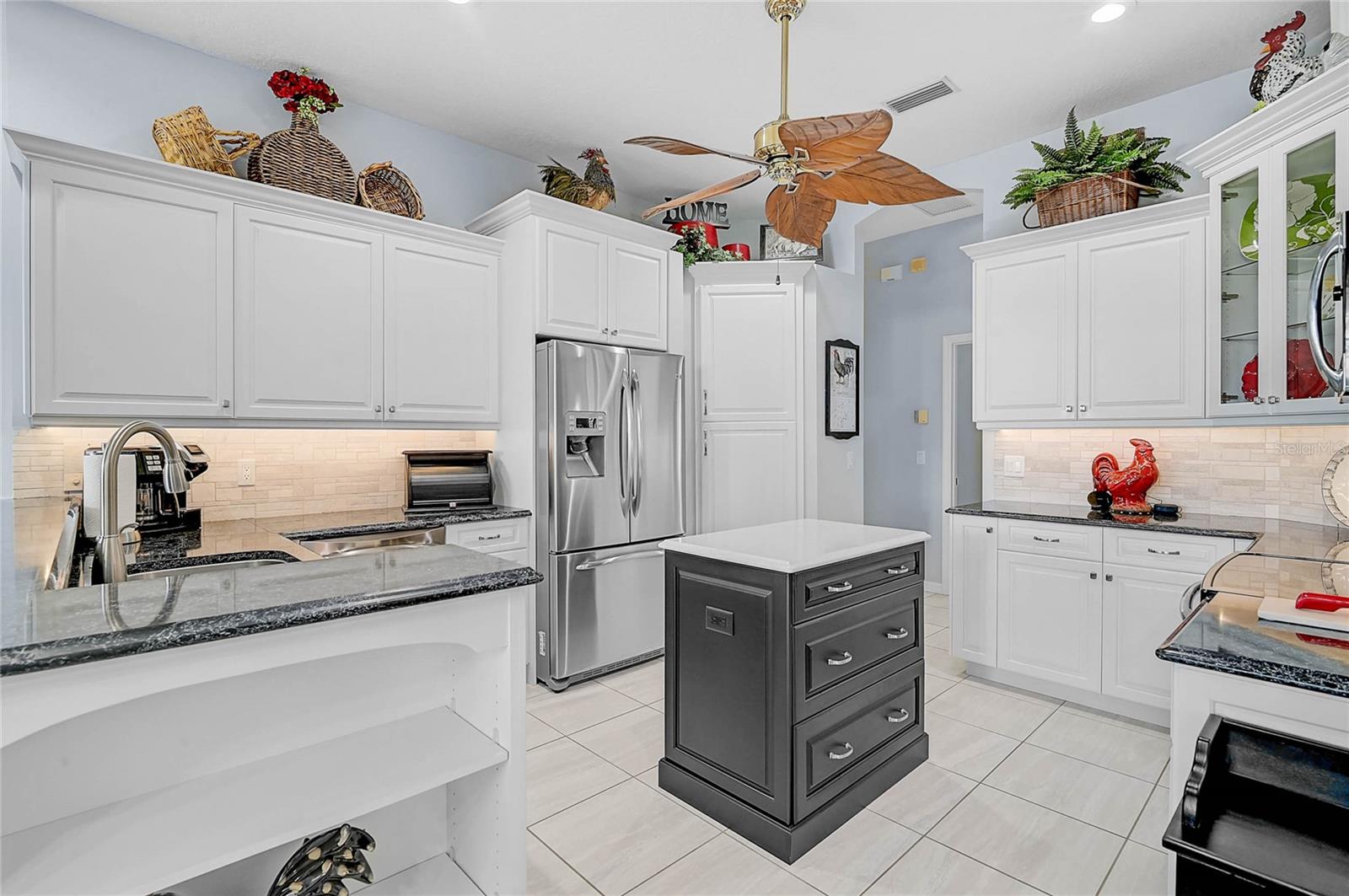 Image 12 of 52 For 5019 Bella Terra Drive