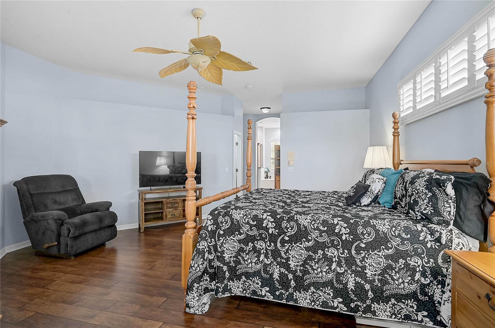 Image 22 of 52 For 5019 Bella Terra Drive