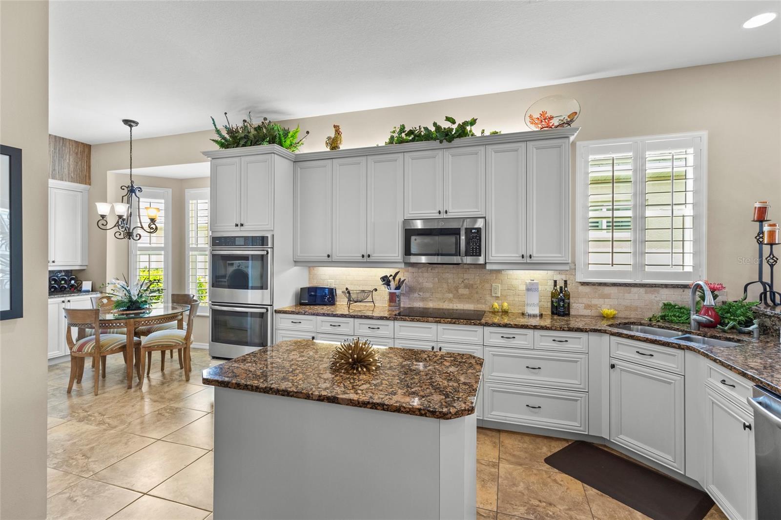 Image 18 of 67 For 11034 Barnsley Drive