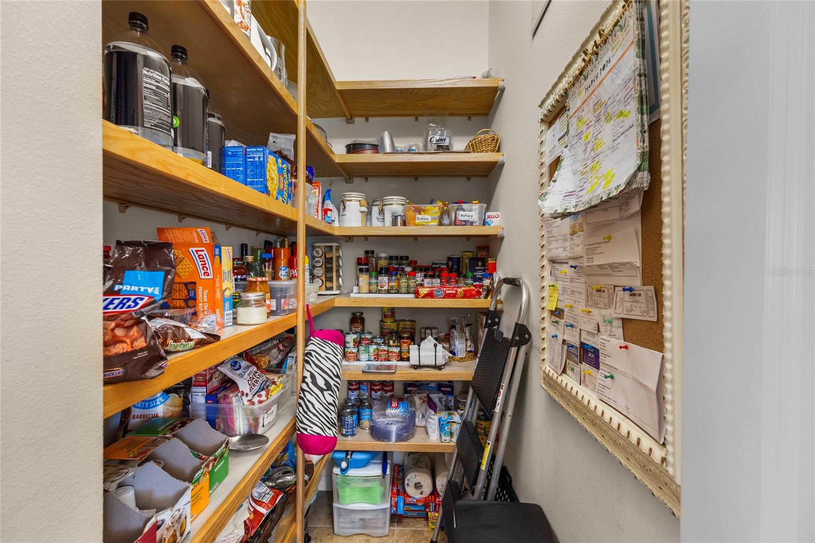 Image 23 of 67 For 11034 Barnsley Drive