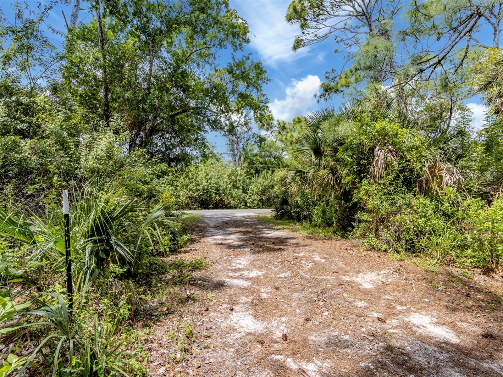 Image 21 of 59 For 400 Havana Road