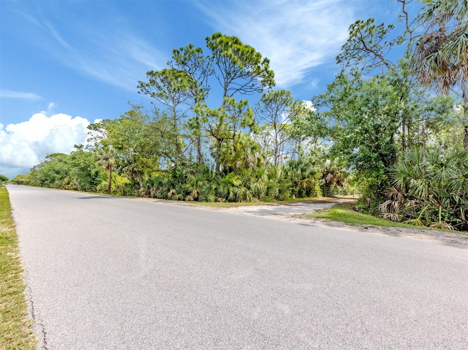 Image 24 of 59 For 400 Havana Road