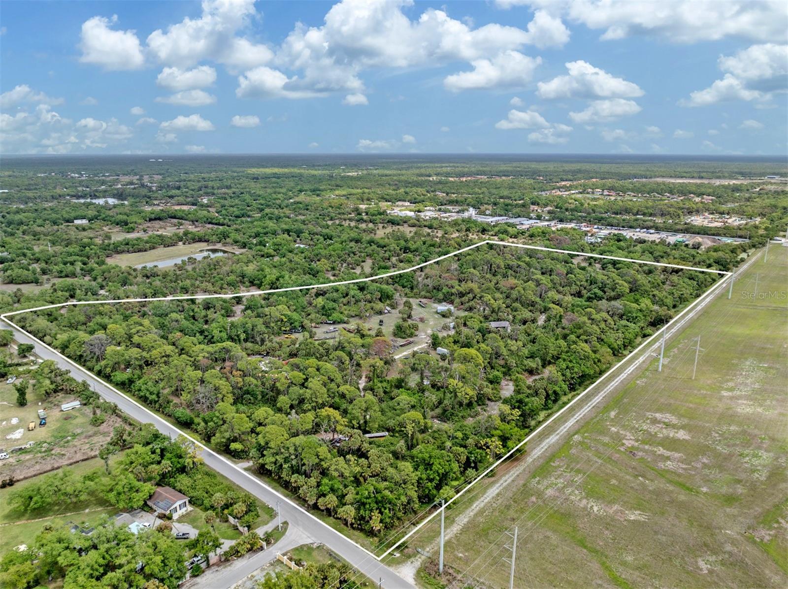 Image 6 of 59 For 400 Havana Road