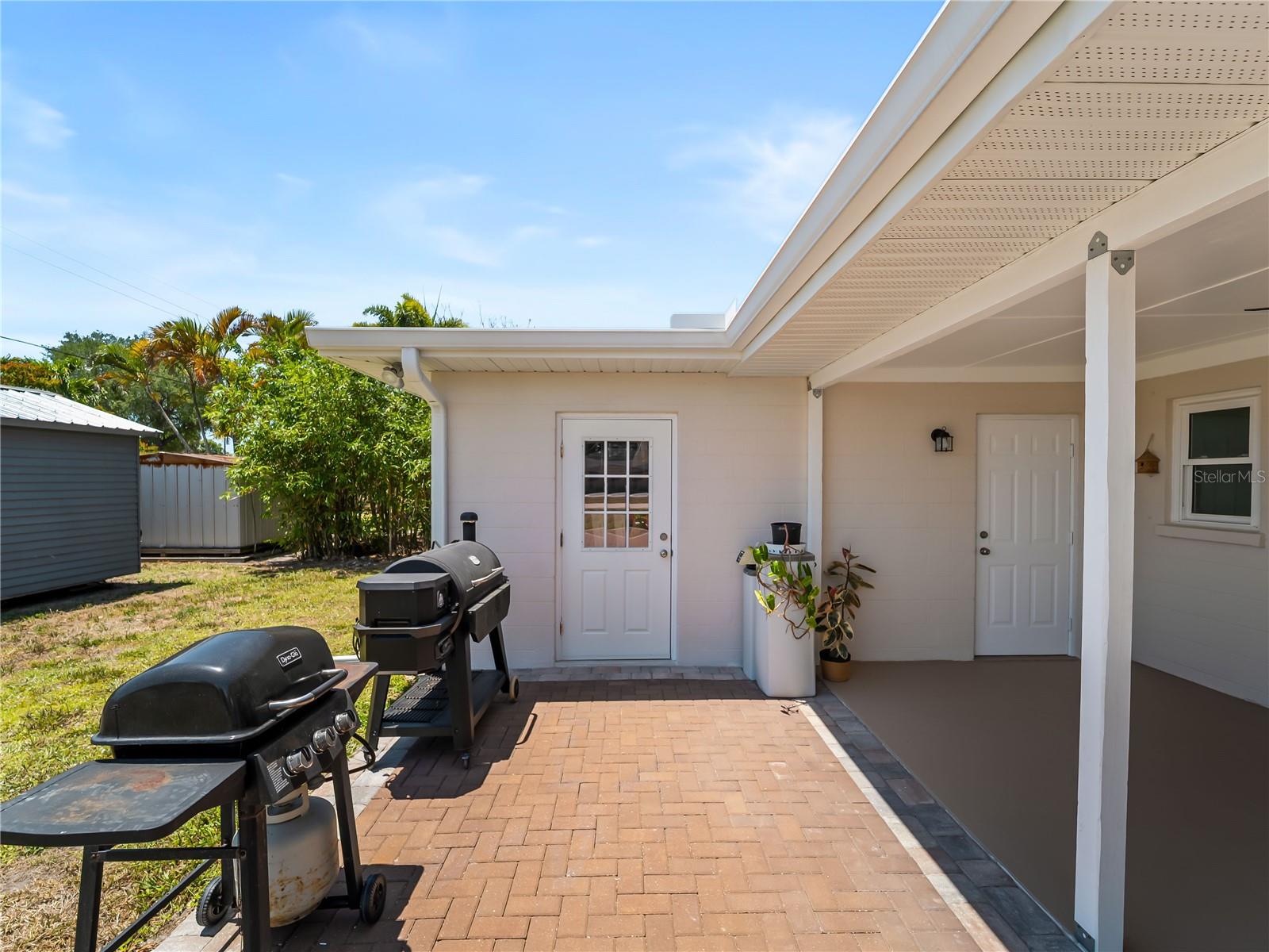 Image 42 of 52 For 1321 Fir Avenue