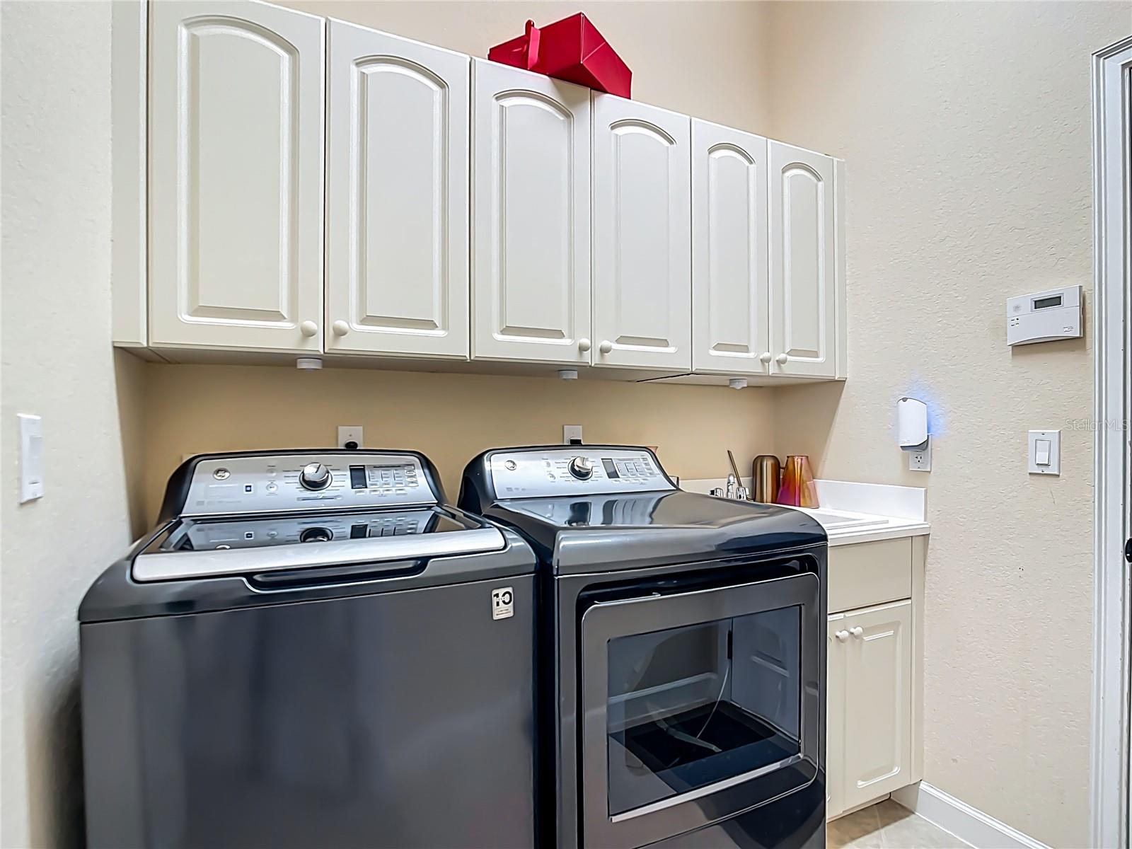 Image 35 of 59 For 114 Rimini Way