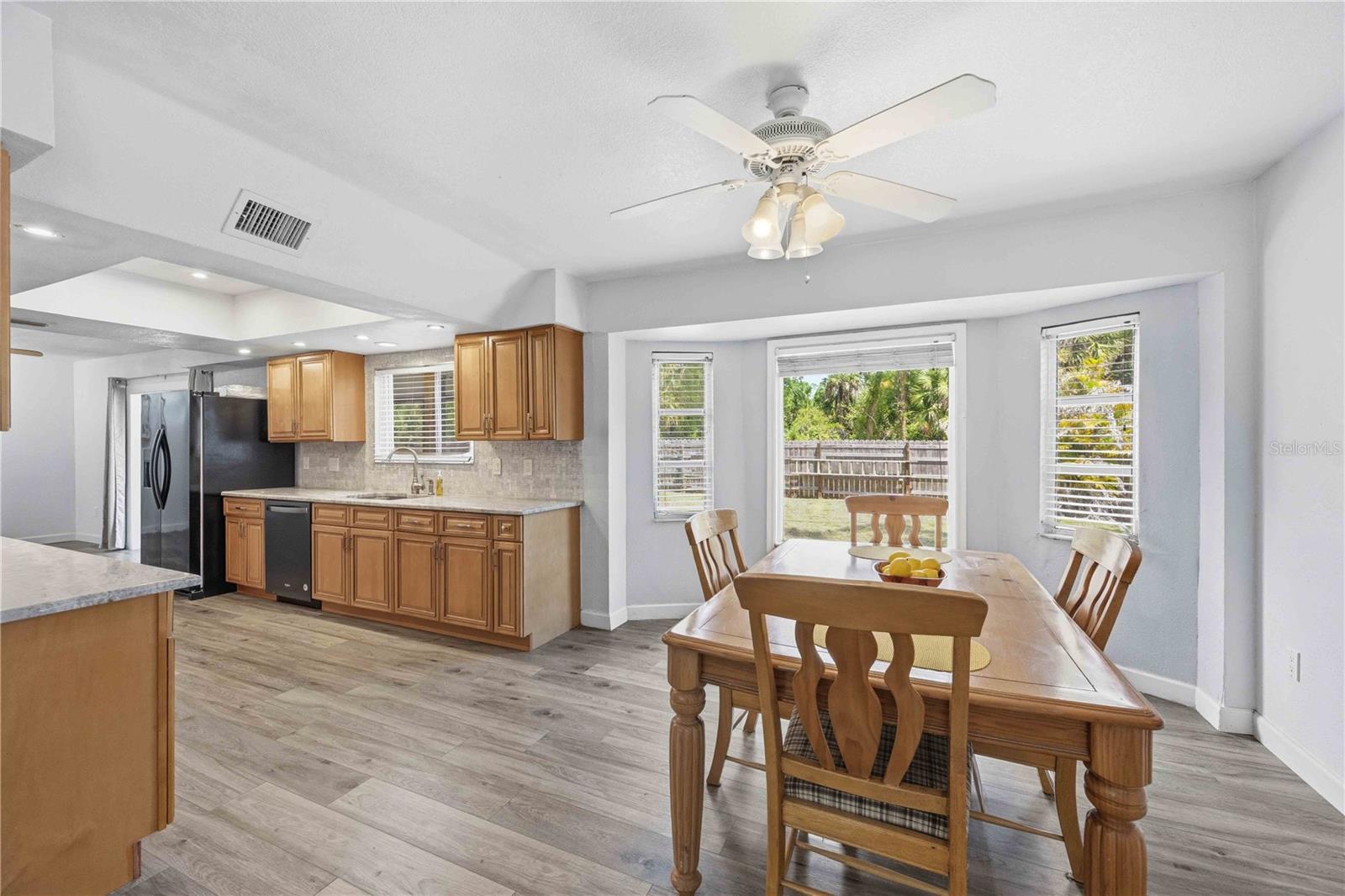 Image 20 of 52 For 17402 Billiar Avenue