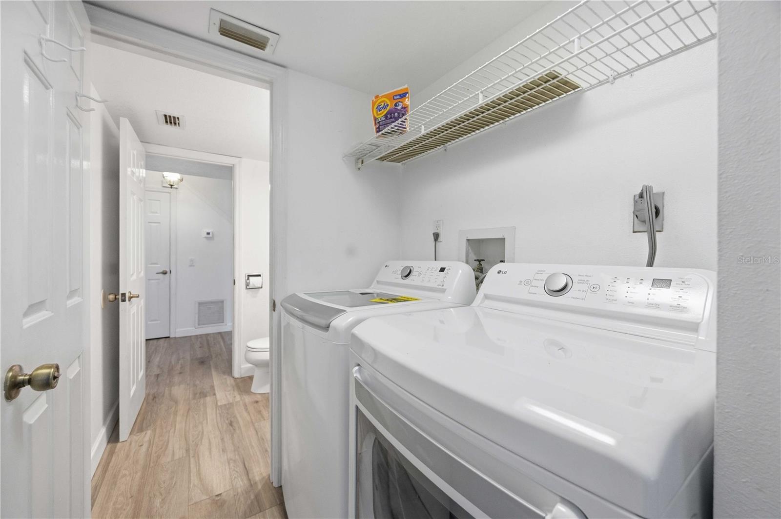 Image 29 of 52 For 17402 Billiar Avenue