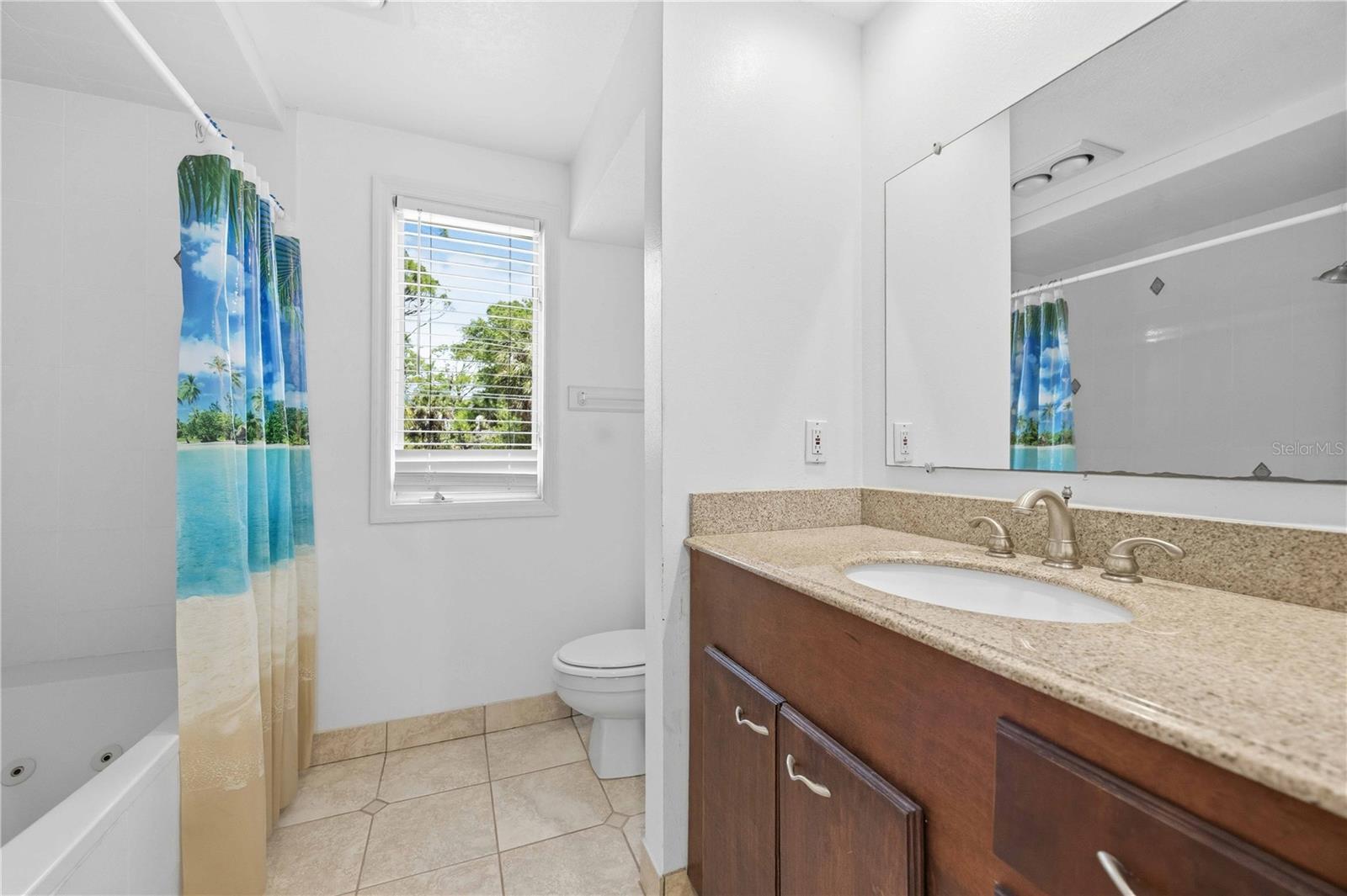 Image 32 of 52 For 17402 Billiar Avenue