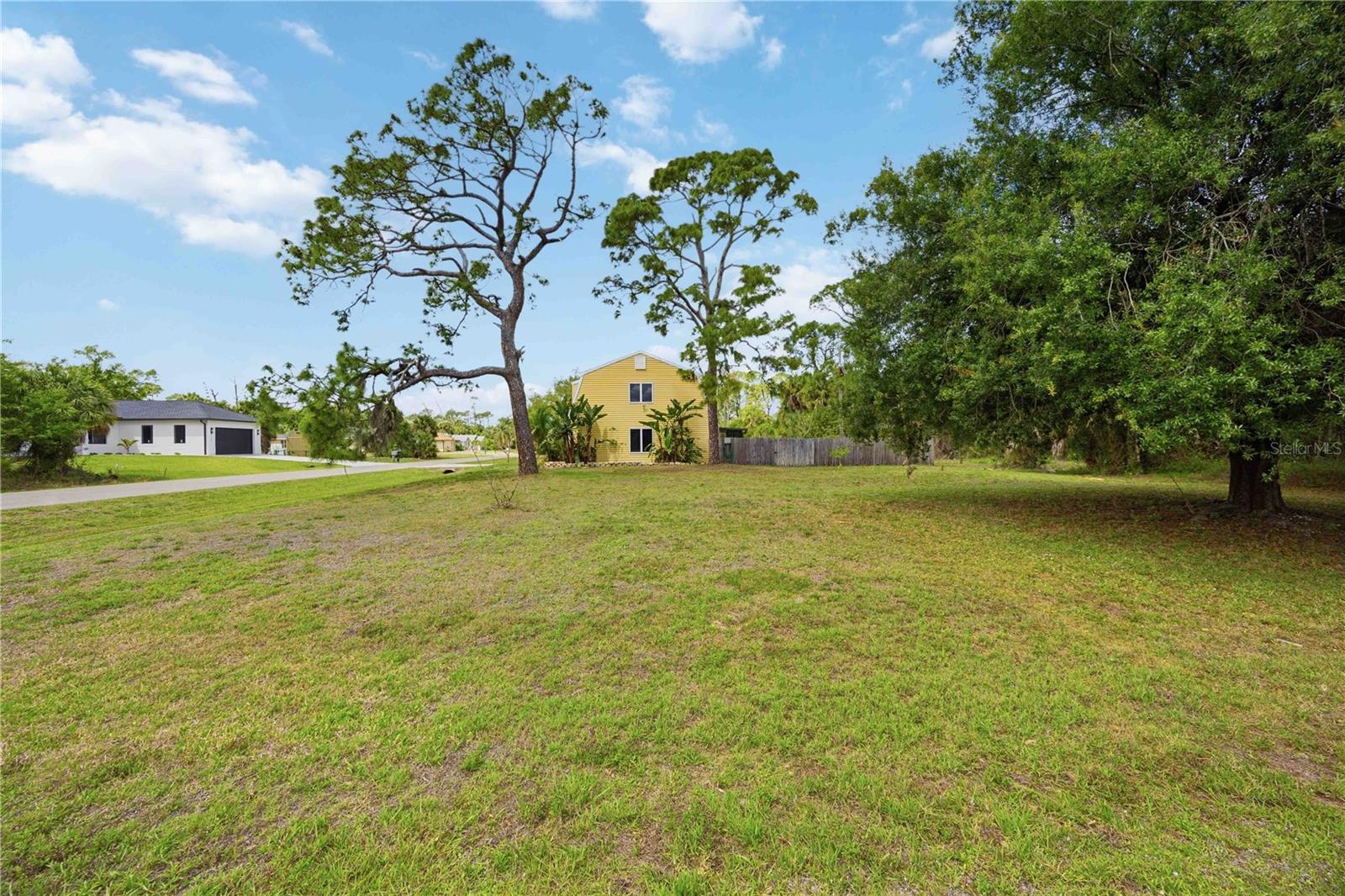 Image 8 of 52 For 17402 Billiar Avenue