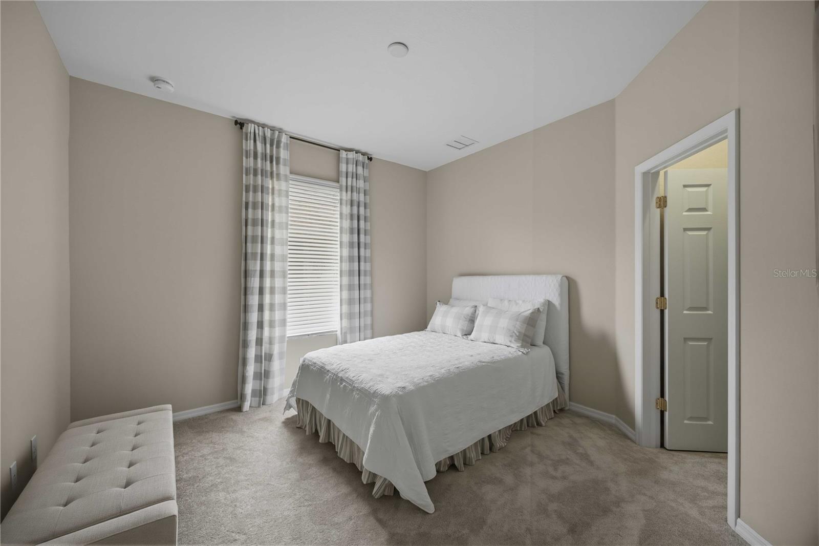 Image 15 of 78 For 1917 Scarlett Avenue