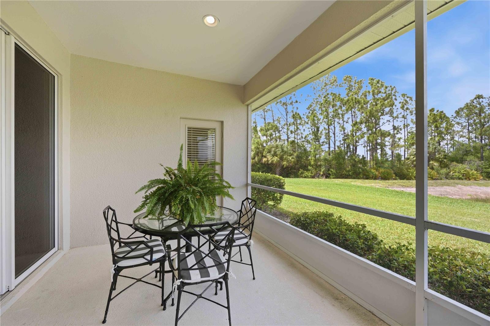 Image 39 of 78 For 1917 Scarlett Avenue