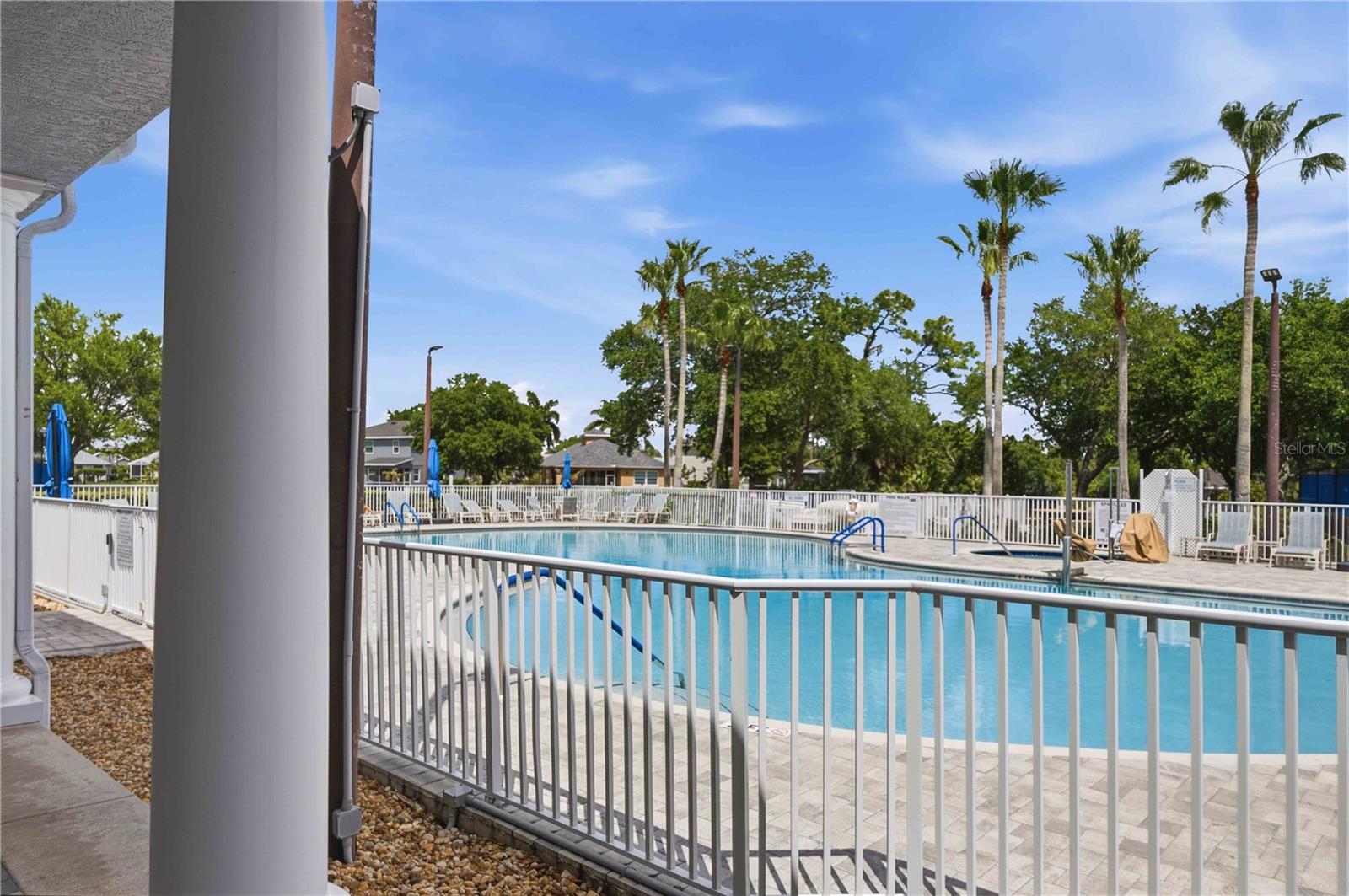 Image 69 of 78 For 1917 Scarlett Avenue