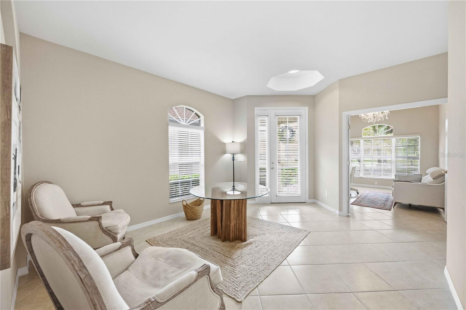 Image 8 of 78 For 1917 Scarlett Avenue