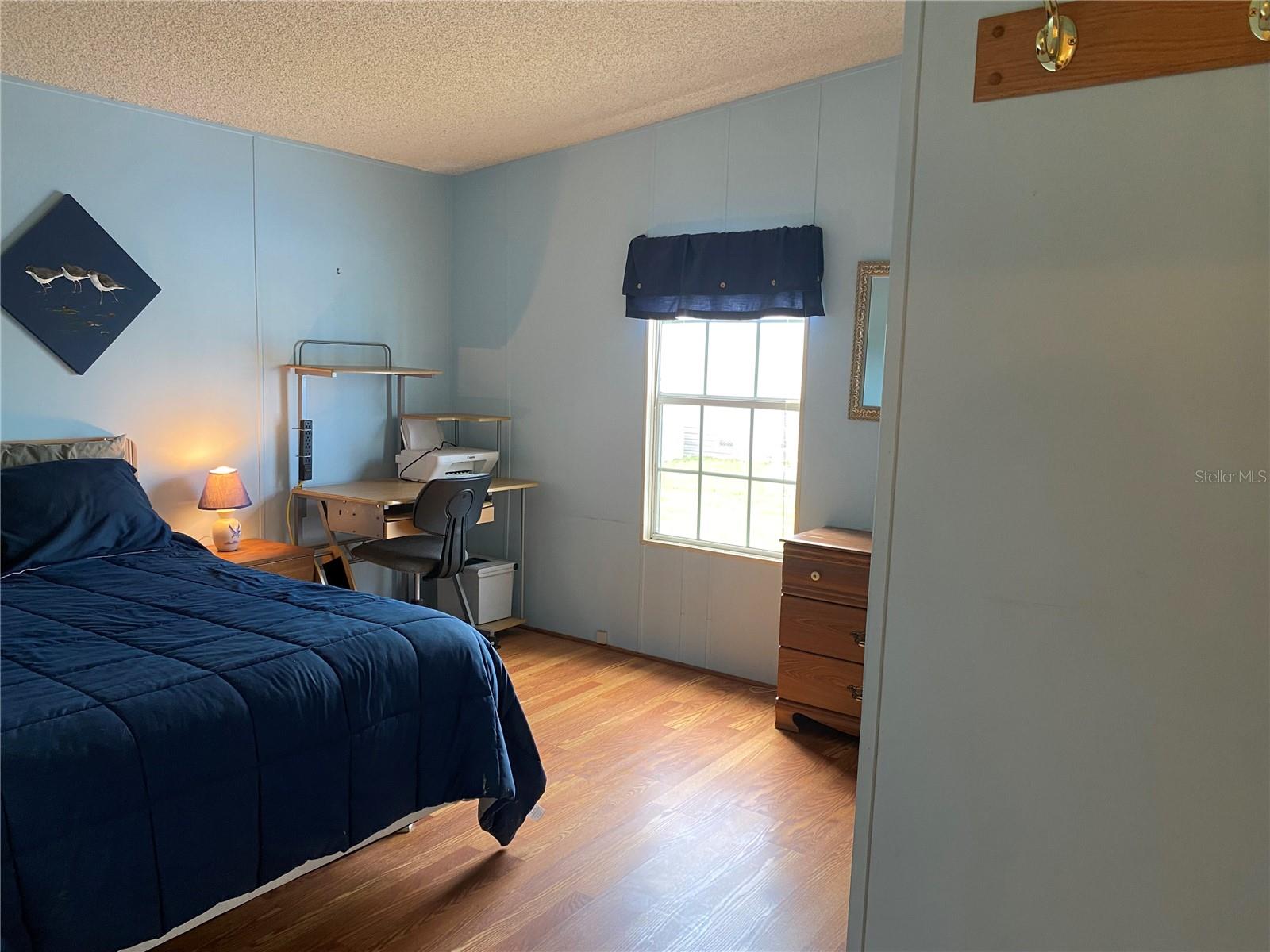 Image 18 of 20 For 701 Riverview Circle