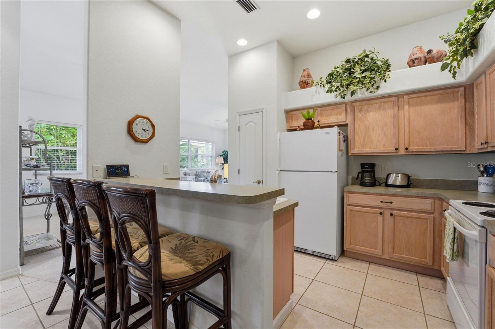 Image 8 of 36 For 206 Vista Del Lago Way