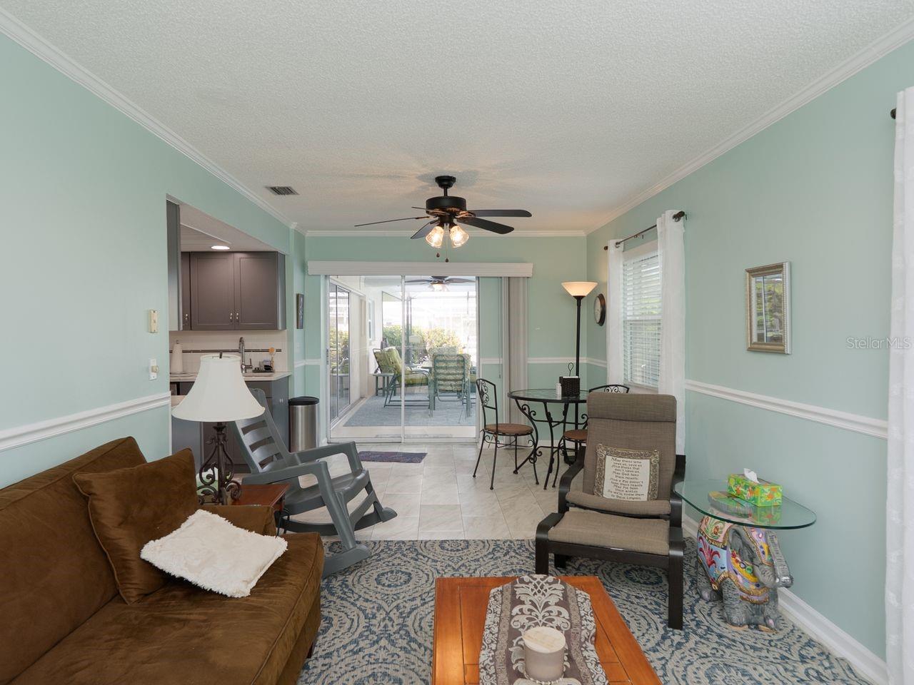 Image 15 of 44 For 6 Pine Ridge Way