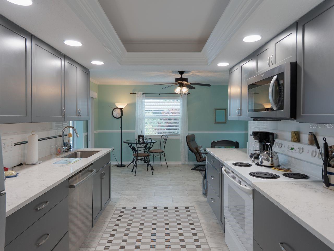 Image 17 of 44 For 6 Pine Ridge Way