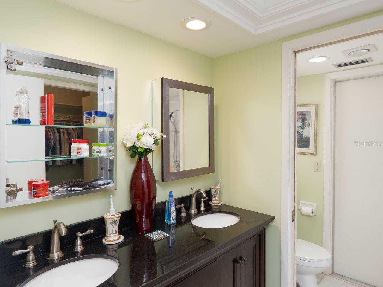 Image 24 of 44 For 6 Pine Ridge Way