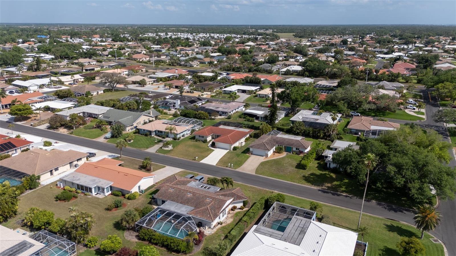 Image 5 of 44 For 6 Pine Ridge Way