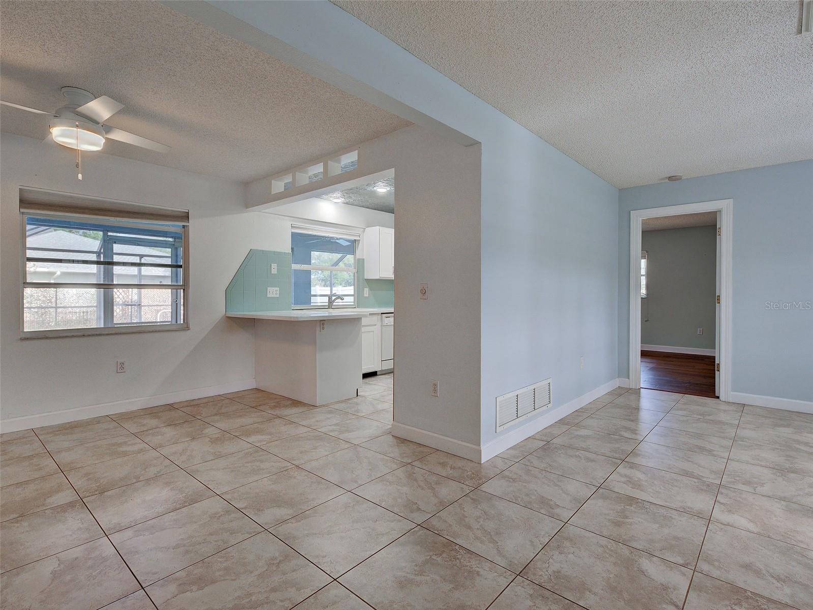 Image 17 of 51 For 1337 Whispering Lane