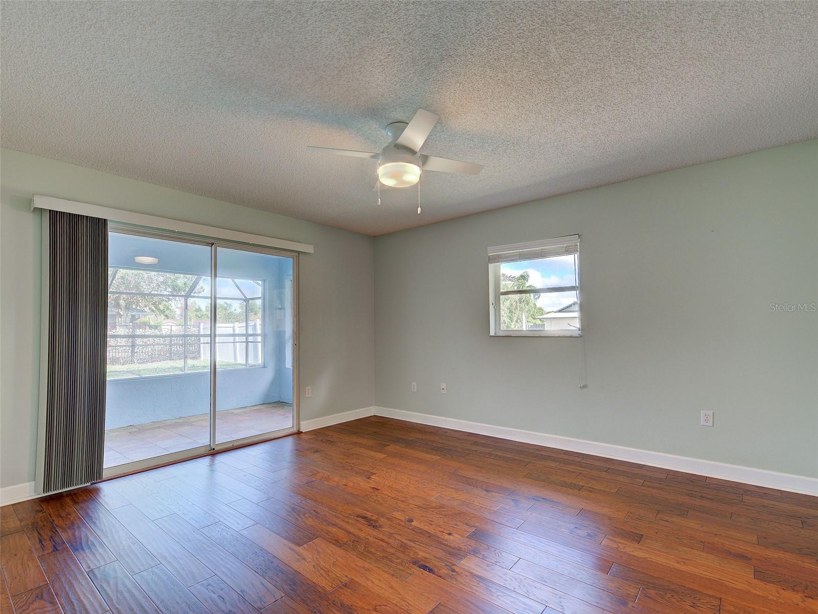 Image 42 of 51 For 1337 Whispering Lane