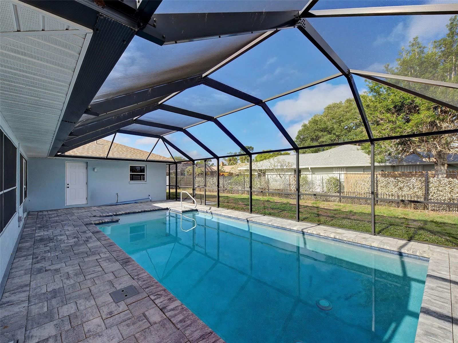 Image 8 of 51 For 1337 Whispering Lane