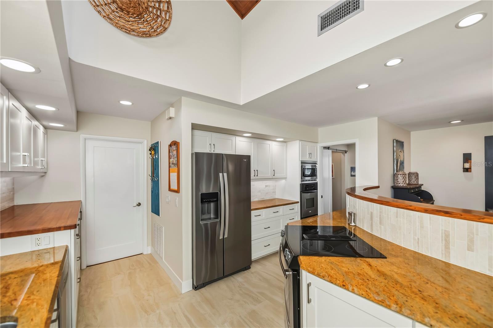 Image 10 of 50 For 1238 Paradise Way