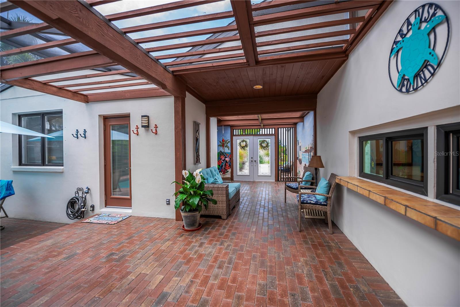 Image 3 of 50 For 1238 Paradise Way