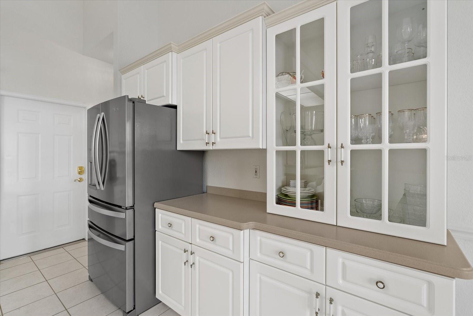 Image 17 of 48 For 5665 Riviera Court