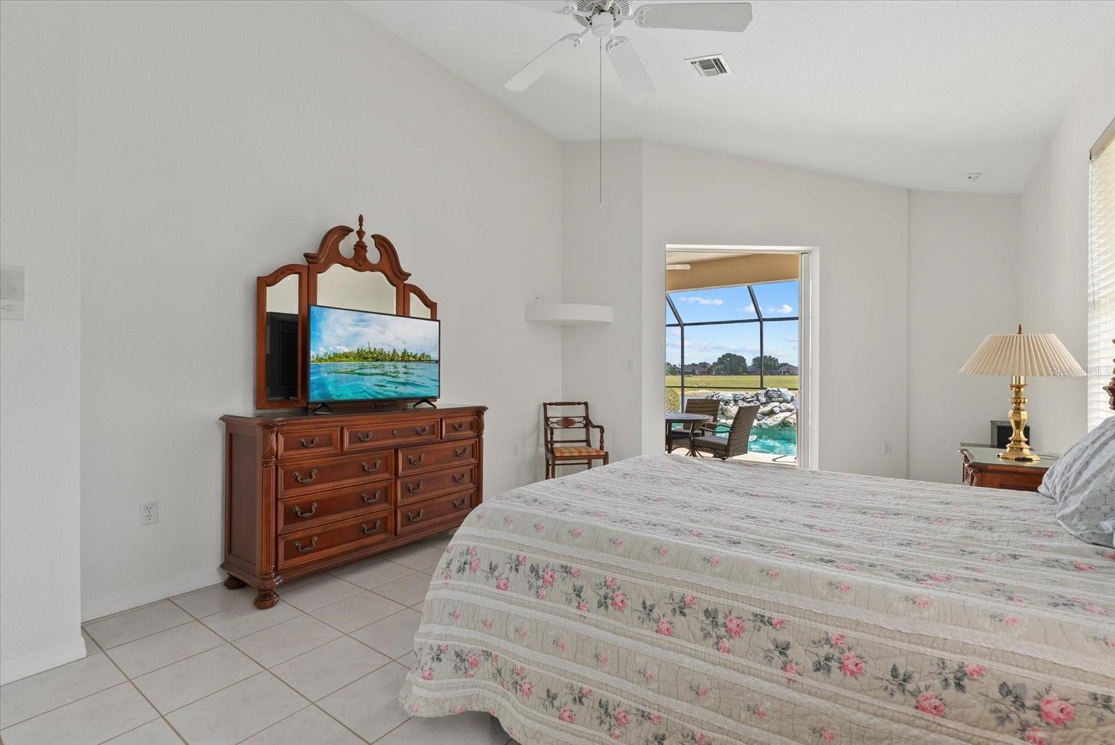 Image 19 of 48 For 5665 Riviera Court