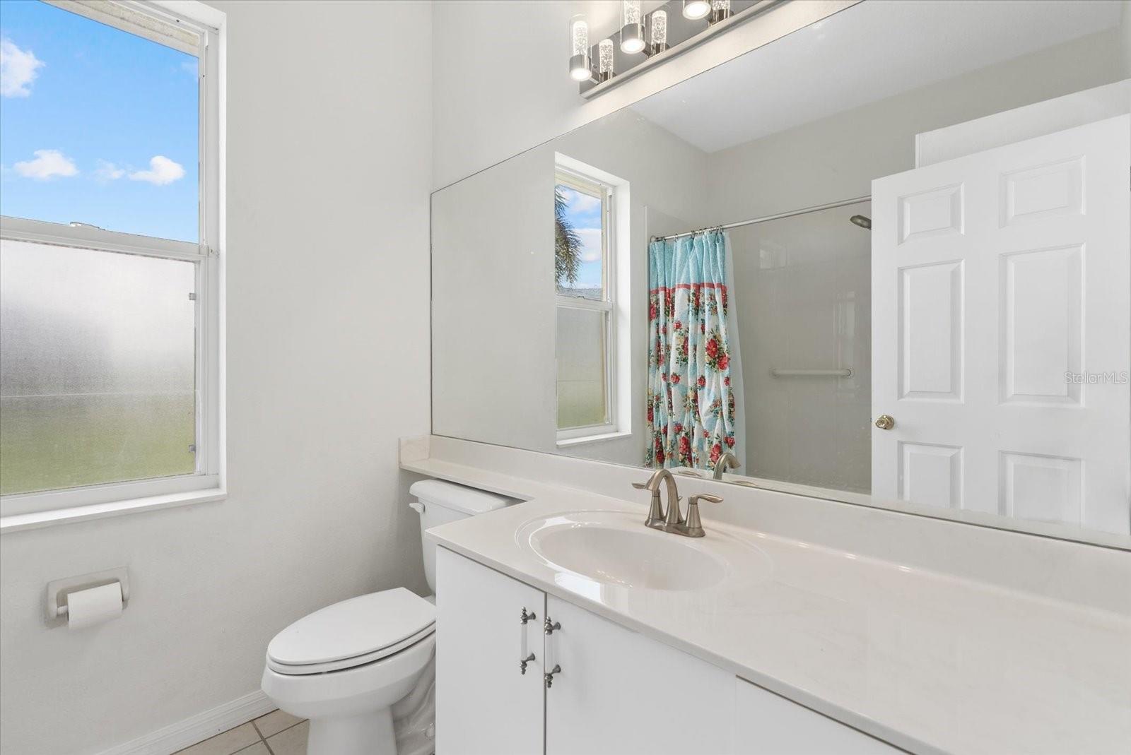 Image 23 of 48 For 5665 Riviera Court