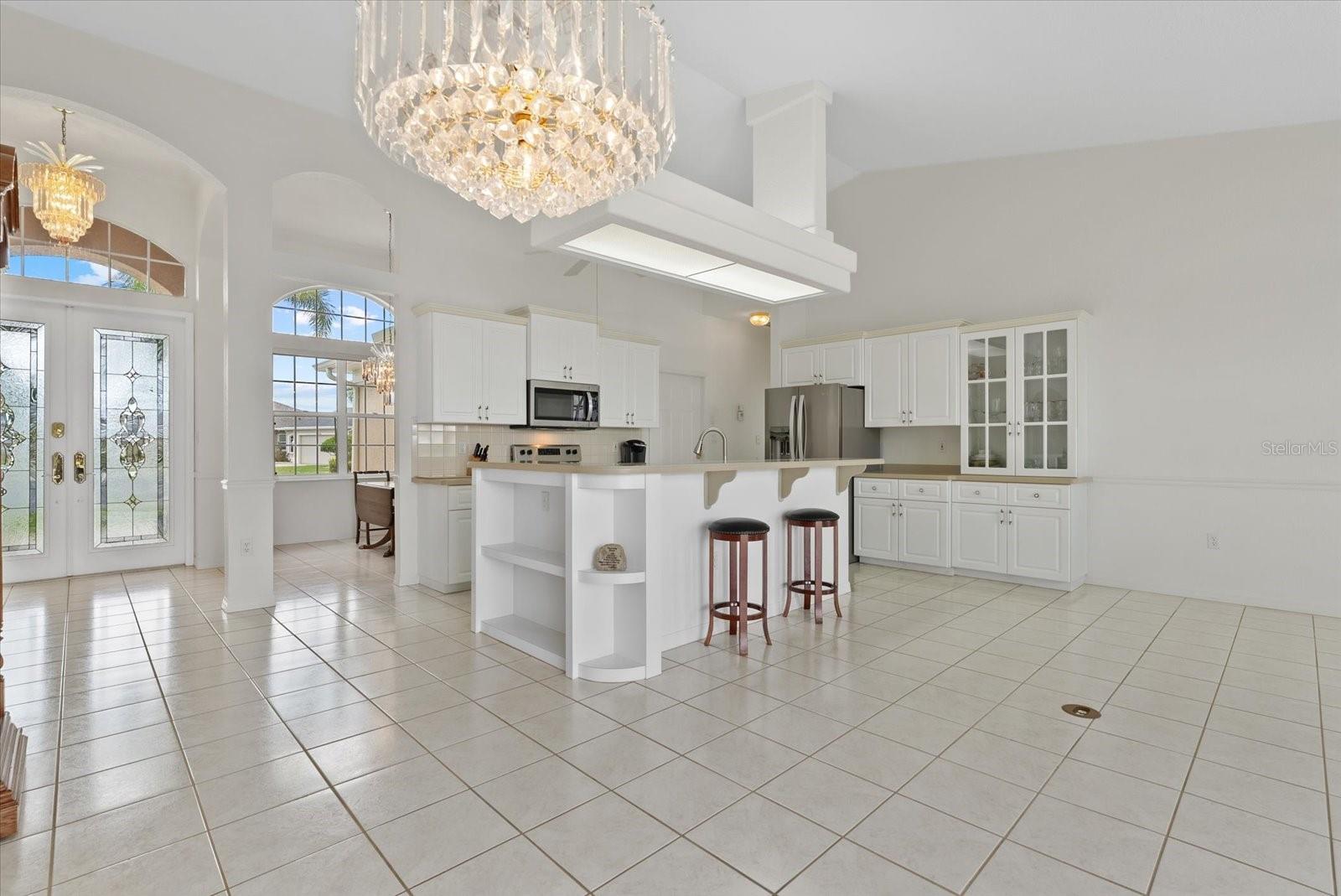 Image 9 of 48 For 5665 Riviera Court