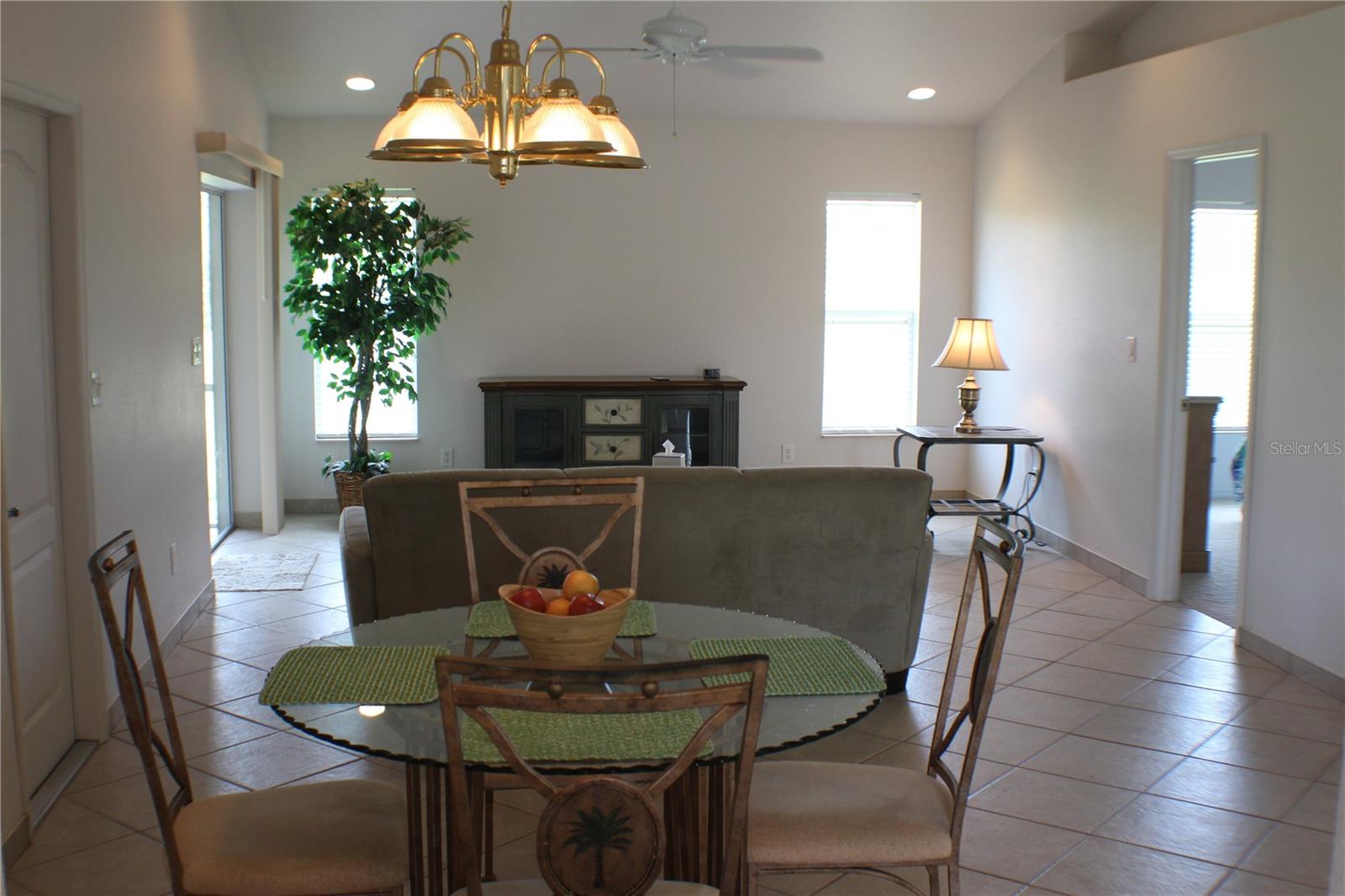 Image 8 of 17 For 7 Hyde Court C