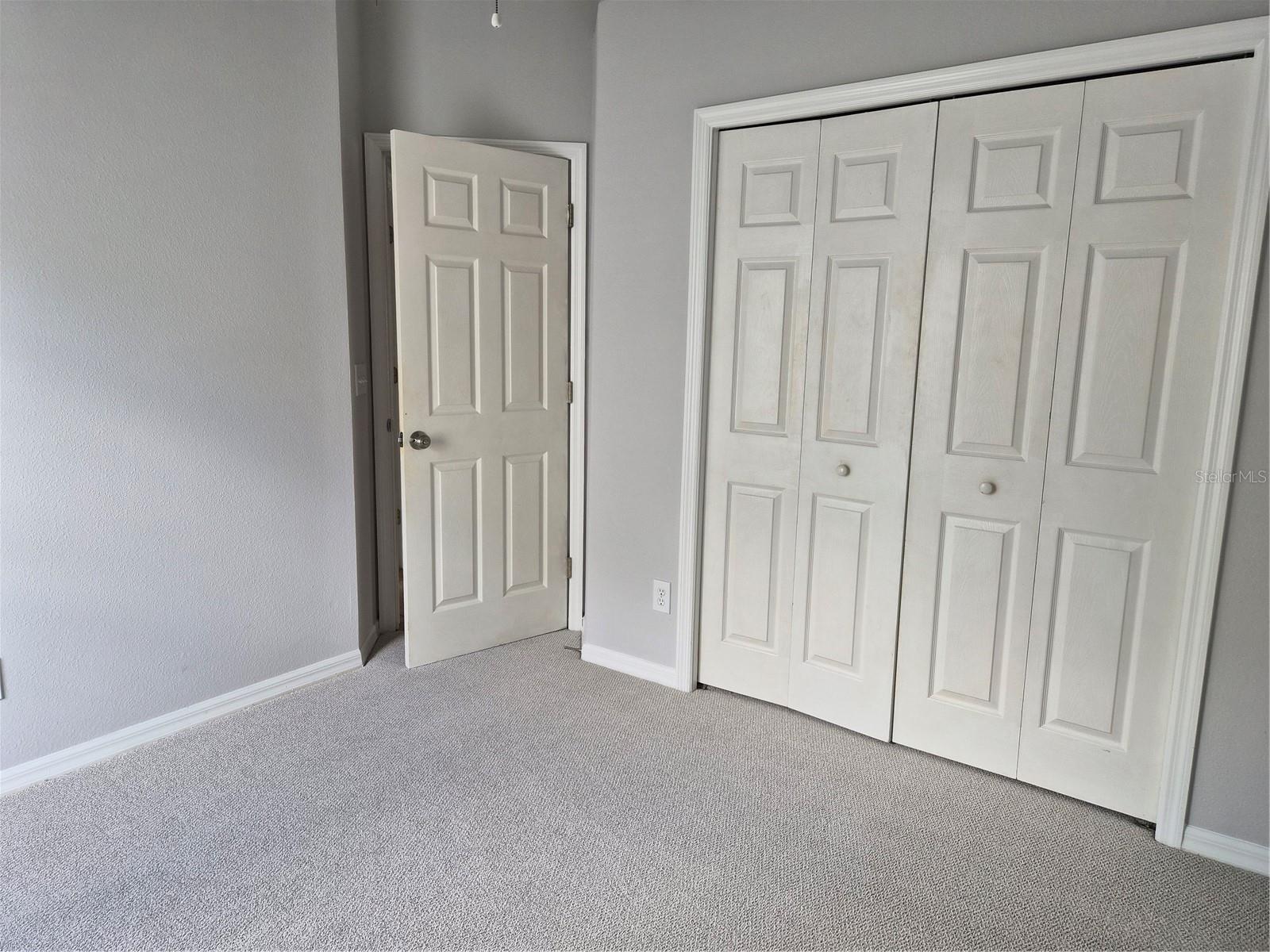 Image 21 of 27 For 6219 Blue Runner Court