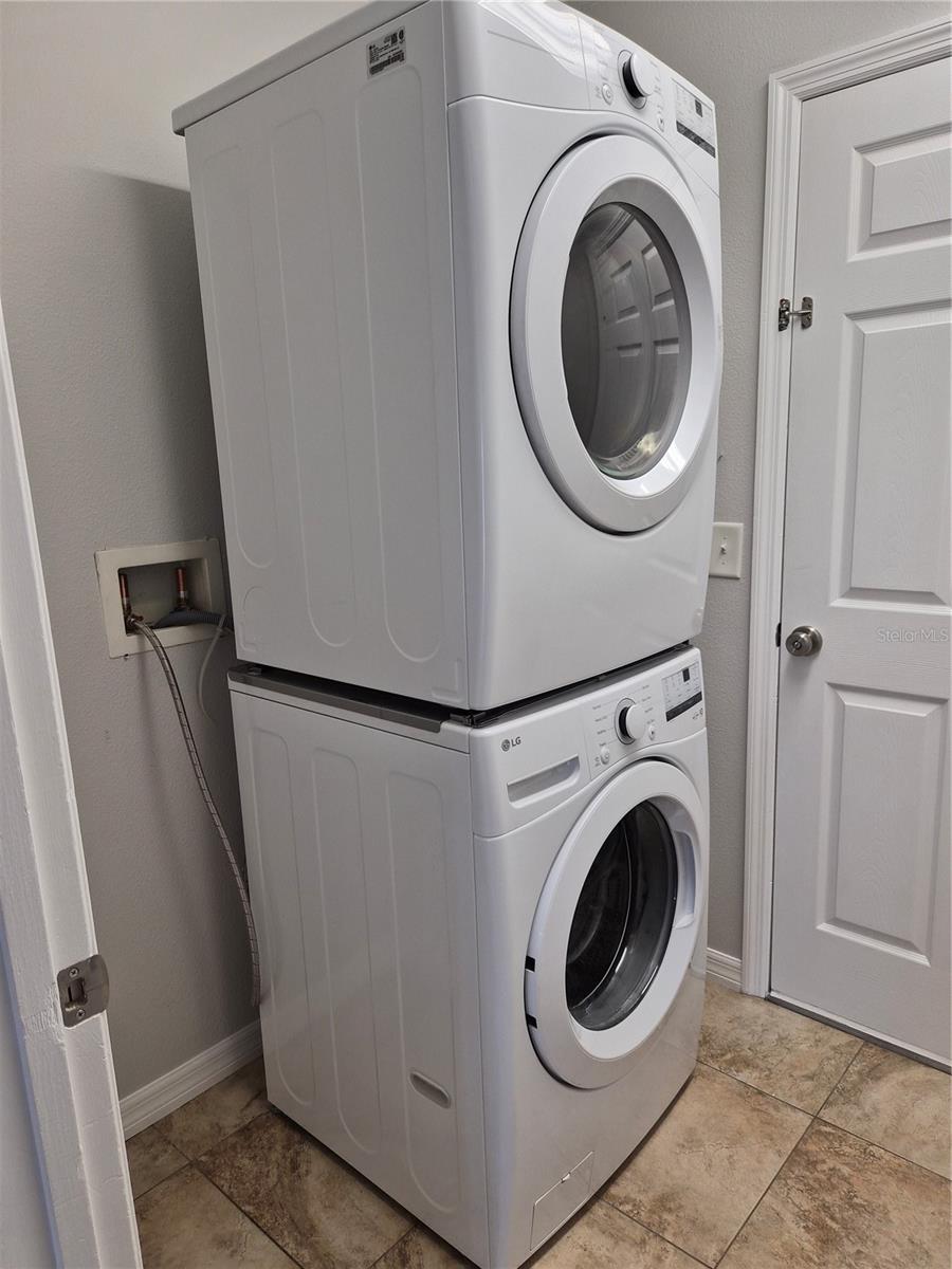 Image 26 of 27 For 6219 Blue Runner Court