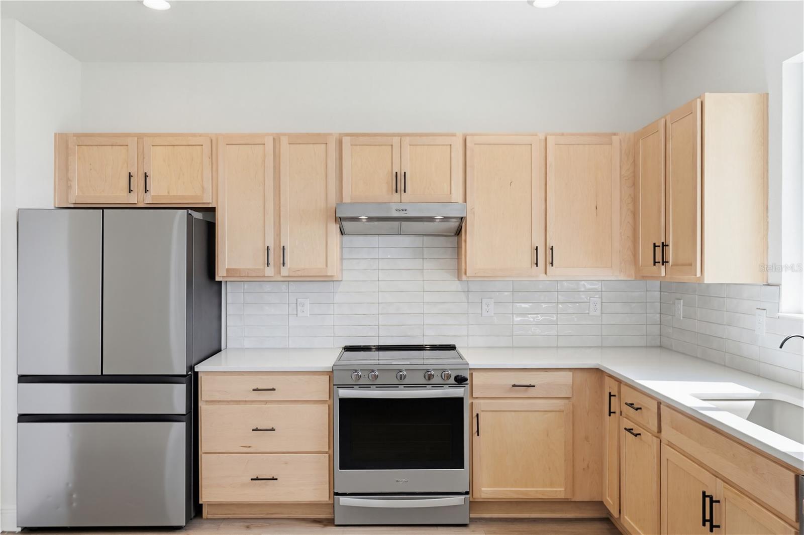 Image 14 of 69 For 9395 Sandy Bluffs Circle