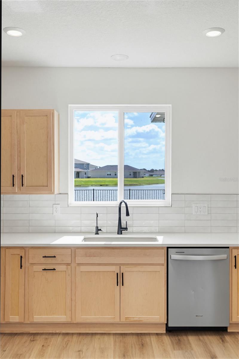 Image 17 of 69 For 9395 Sandy Bluffs Circle