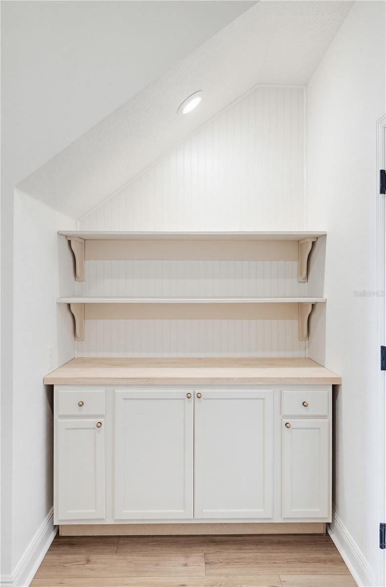 Image 27 of 69 For 9395 Sandy Bluffs Circle