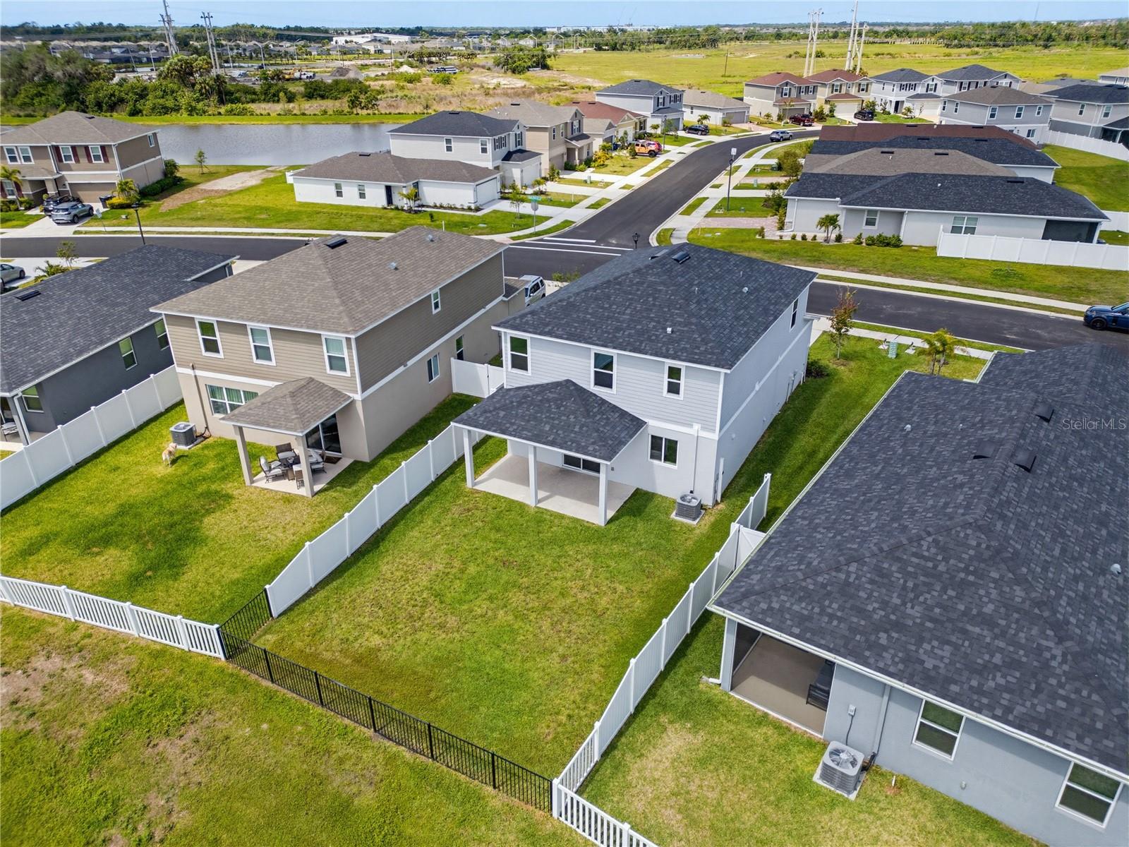 Image 3 of 69 For 9395 Sandy Bluffs Circle